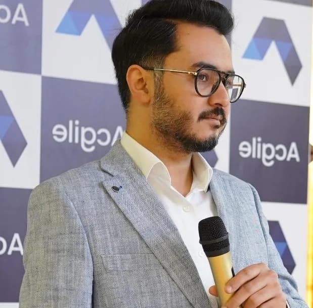 Zain Tareen, Founder and CEO of Acgile